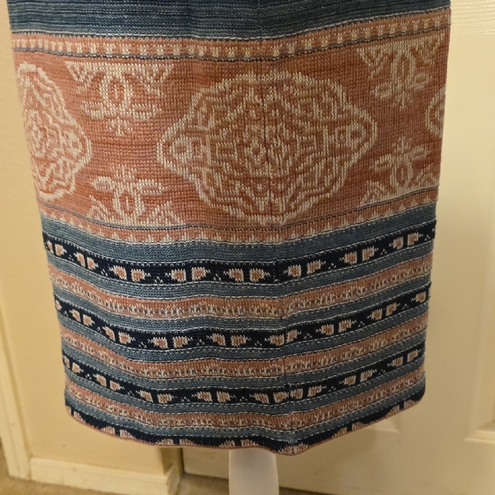 Ralph Lauren NEW Blue and Tan Patterned Pencil Skirt and FREE TOP - Picture 5 of 5